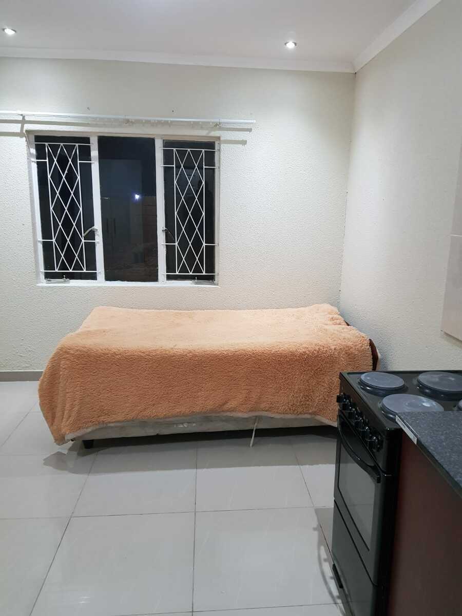 KEMPTON PARK BIRCHACRES BACHELOR