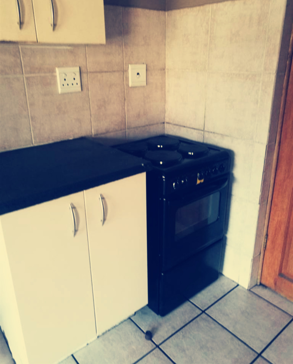 One Bedroom Apartment in Auckland Park