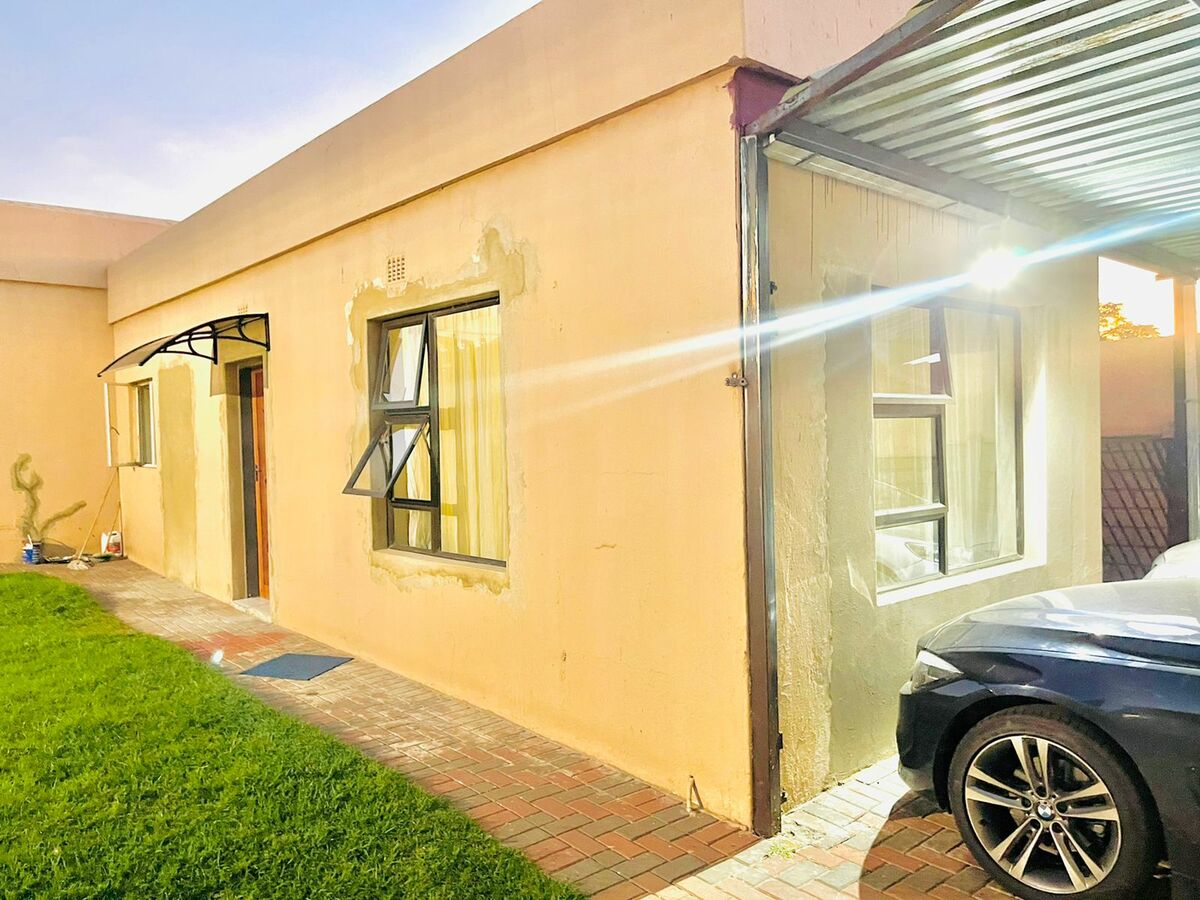 Garden Cottage to rent in Mindalore Krugersdorp for R 3 700.00