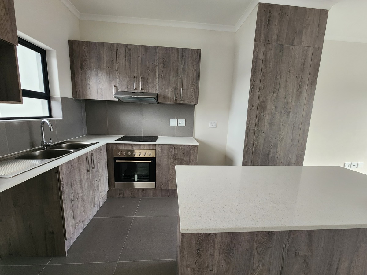 Modern 2 bedroom apartments available in Ottery