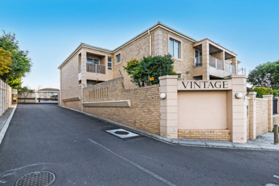 1 bedroom flat/ apartment to rent in vintage security complex durbanville