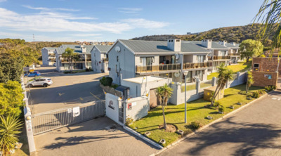2 Bedroom Apartment to Rent in Hartenbos Central, Hartenbos