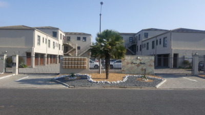 1 Bedroom Apartment / Flat to Rent in Bloubergstrand, Blouberg