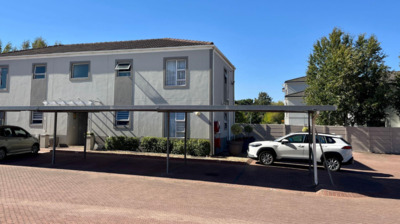 Spacious 2 Bedroom Apartment / Flat to Rent in Schoongezicht, Durbanville